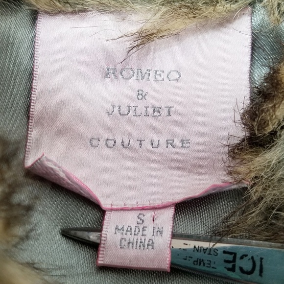 Romeo & Juliet Couture Faux Fur Vest Studded Small - Picture 4 of 5
